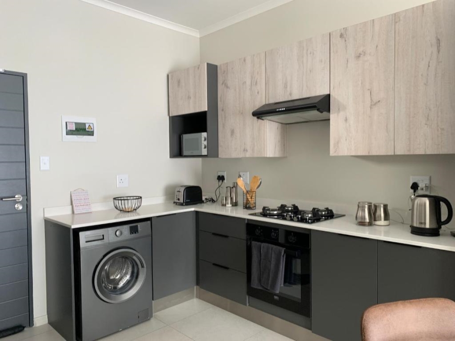 2 Bedroom Property for Sale in Erand Gardens Gauteng