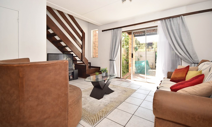 2 Bedroom Property for Sale in Bromhof Gauteng