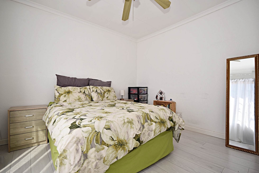 2 Bedroom Property for Sale in Bromhof Gauteng