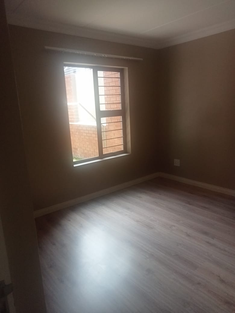 To Let 2 Bedroom Property for Rent in Kyalami Hills Gauteng