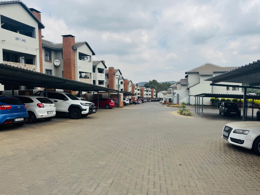 To Let 2 Bedroom Property for Rent in Kyalami Hills Gauteng