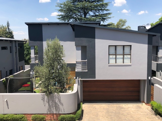 4 Bedroom Property for Sale in Bryanston Gauteng