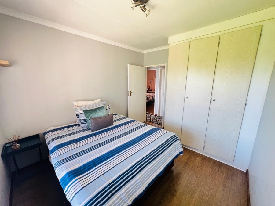 To Let 3 Bedroom Property for Rent in Mooikloof Ridge Gauteng