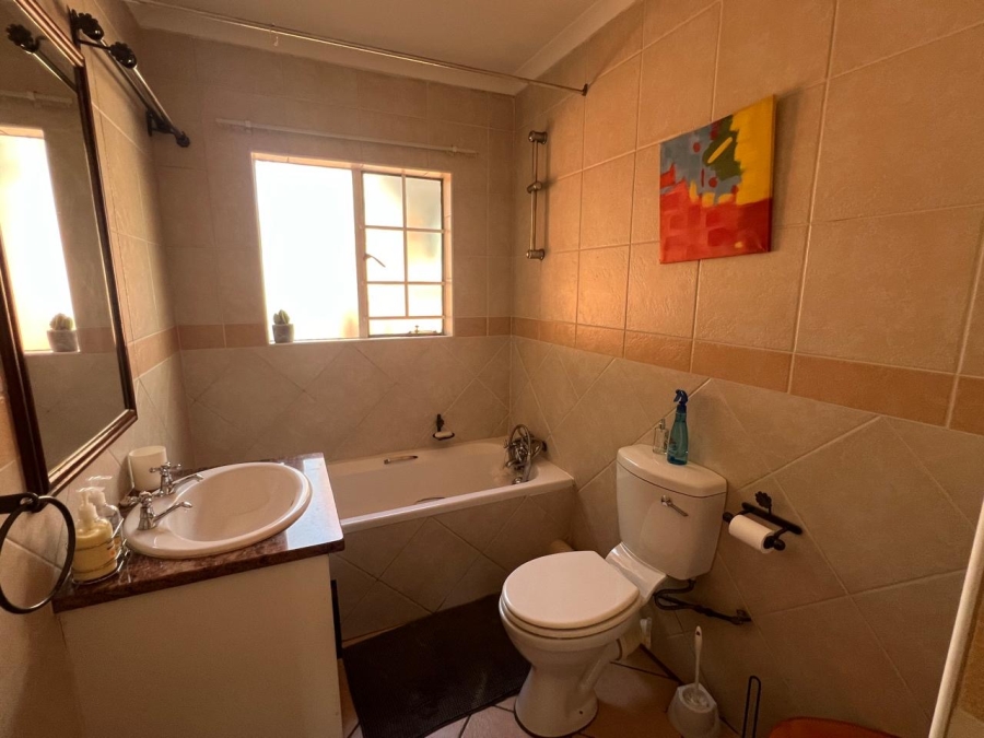 To Let 3 Bedroom Property for Rent in Mooikloof Ridge Gauteng