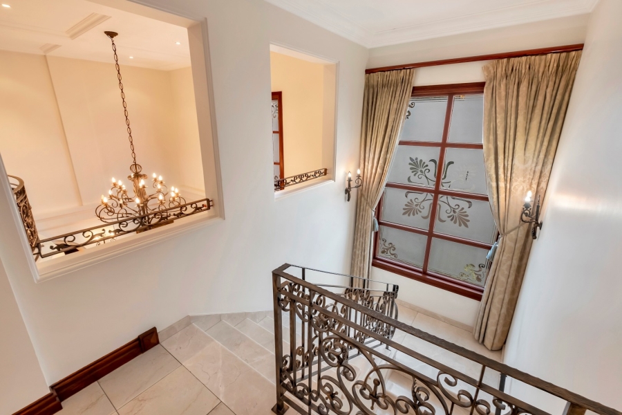 To Let 4 Bedroom Property for Rent in Bryanston Gauteng