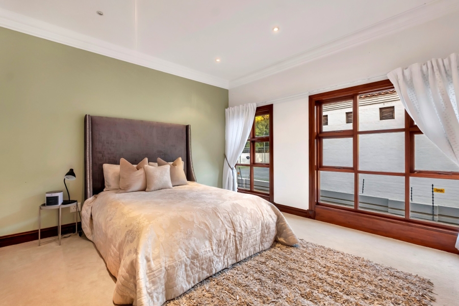 To Let 4 Bedroom Property for Rent in Bryanston Gauteng