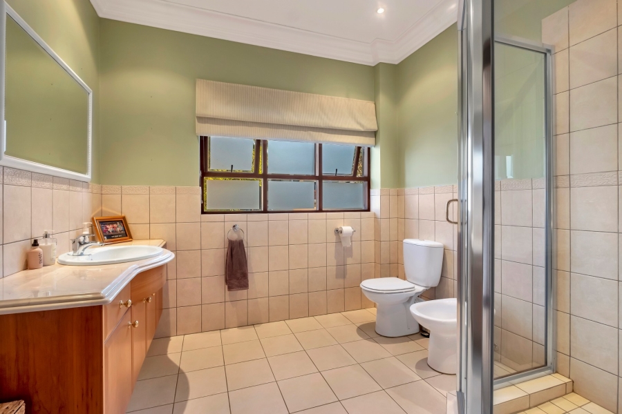 To Let 4 Bedroom Property for Rent in Bryanston Gauteng