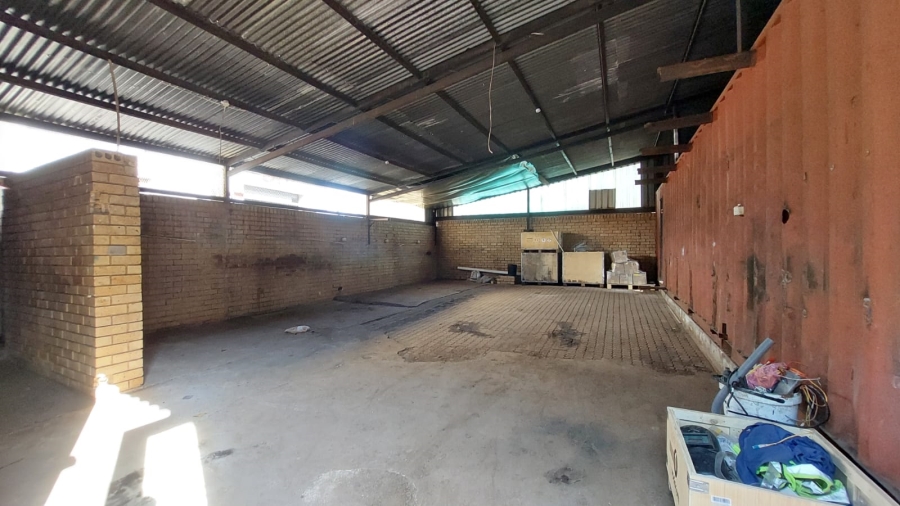 To Let commercial Property for Rent in Hennopspark Gauteng