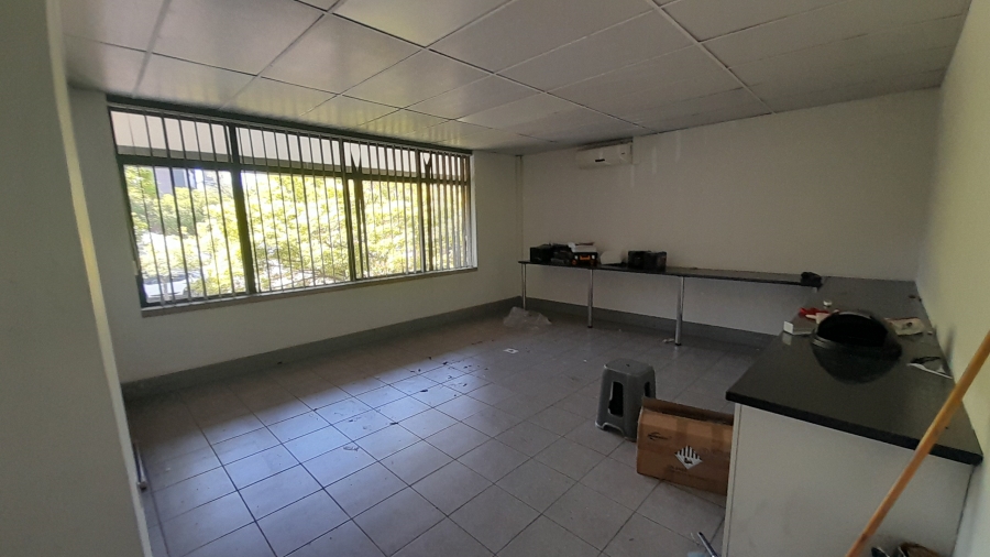 To Let commercial Property for Rent in Vorna Valley Gauteng