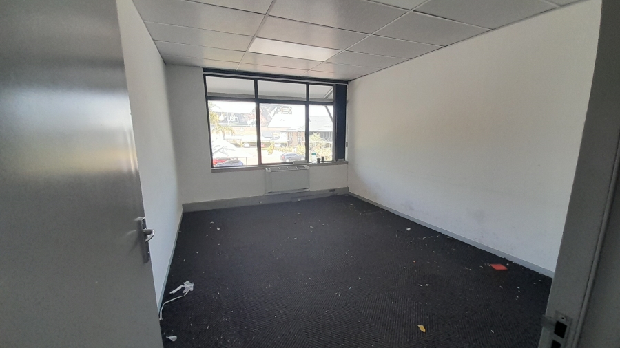 To Let commercial Property for Rent in Vorna Valley Gauteng