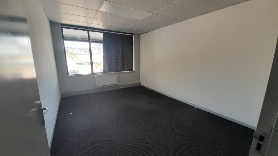 To Let commercial Property for Rent in Vorna Valley Gauteng