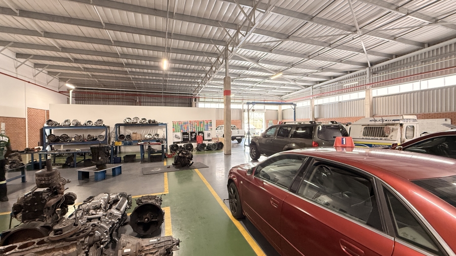 To Let commercial Property for Rent in Clayville Gauteng