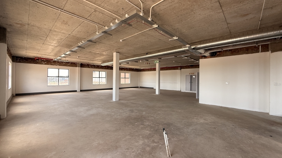 To Let commercial Property for Rent in Clayville Gauteng