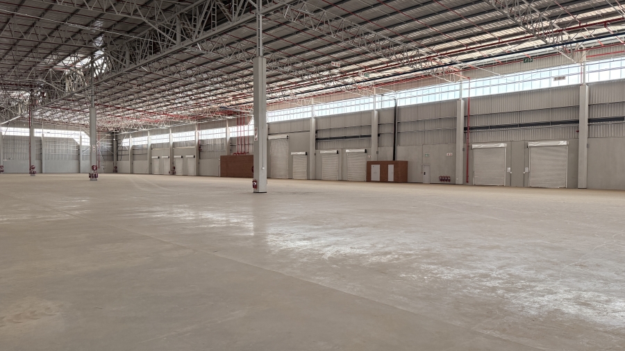 To Let commercial Property for Rent in Clayville Gauteng