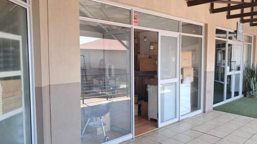 To Let commercial Property for Rent in Pierre Van Ryneveld Gauteng