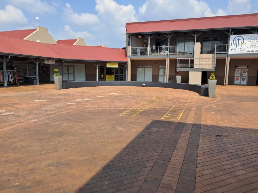 To Let commercial Property for Rent in Pierre Van Ryneveld Gauteng