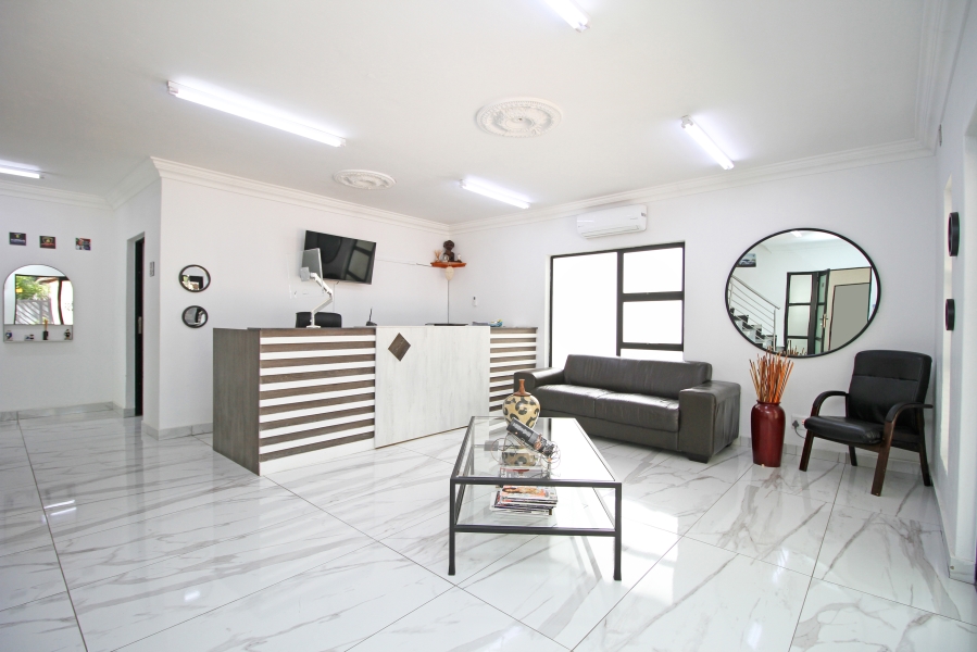 To Let commercial Property for Rent in Parkwood Gauteng