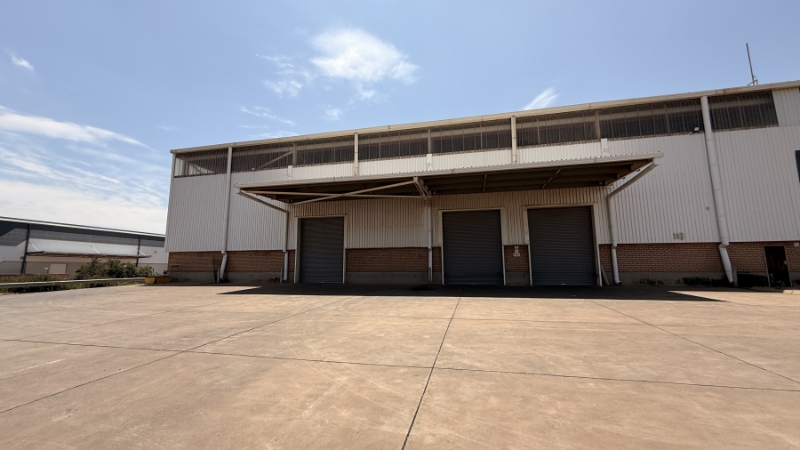 To Let commercial Property for Rent in Clayville Gauteng