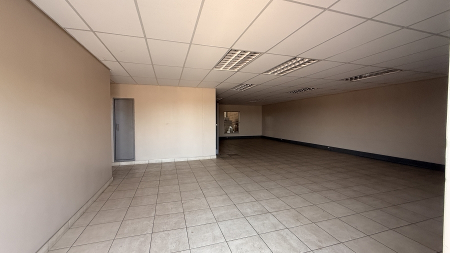 To Let commercial Property for Rent in Clayville Gauteng