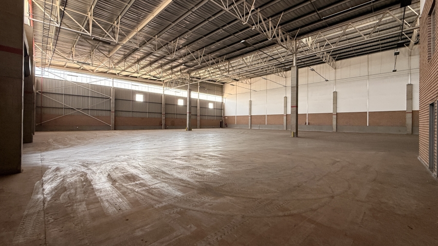 To Let commercial Property for Rent in Clayville Gauteng