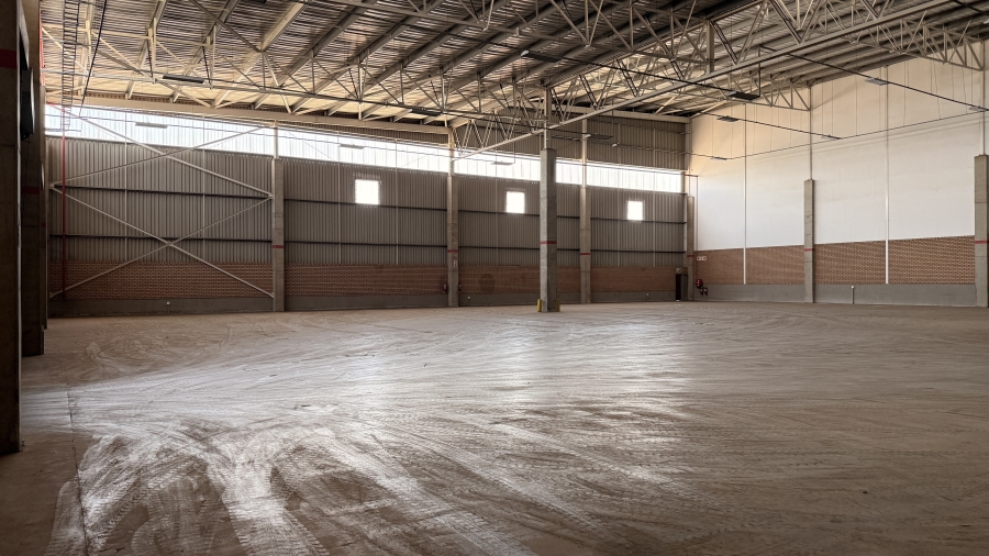 To Let commercial Property for Rent in Clayville Gauteng
