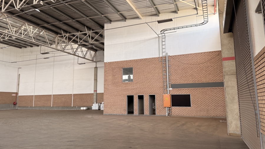 To Let commercial Property for Rent in Clayville Gauteng