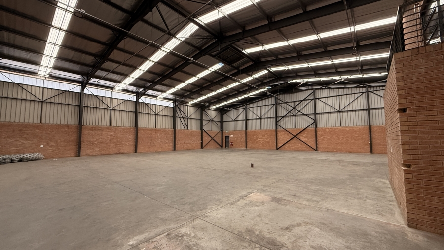 To Let commercial Property for Rent in Clayville Gauteng