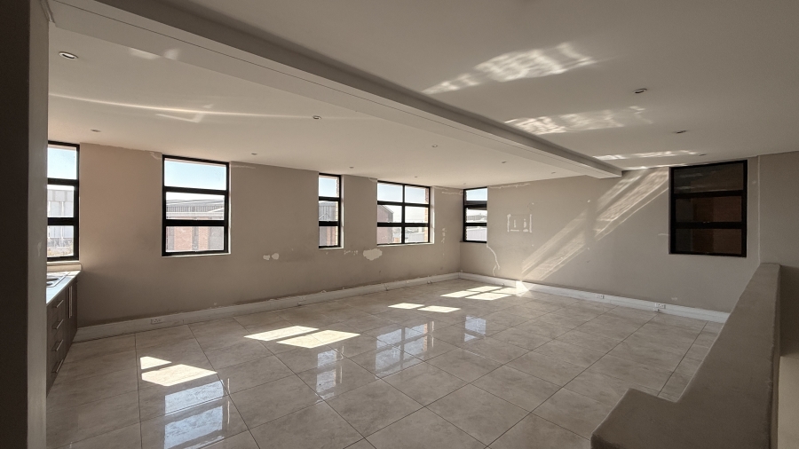 To Let commercial Property for Rent in Clayville Gauteng