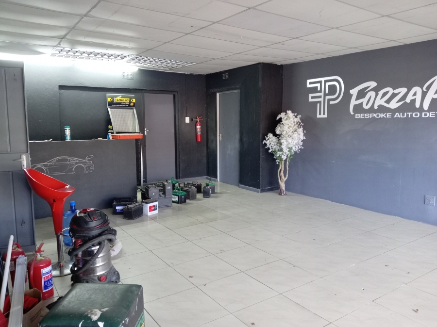 Commercial Property for Sale in Oakdene Gauteng