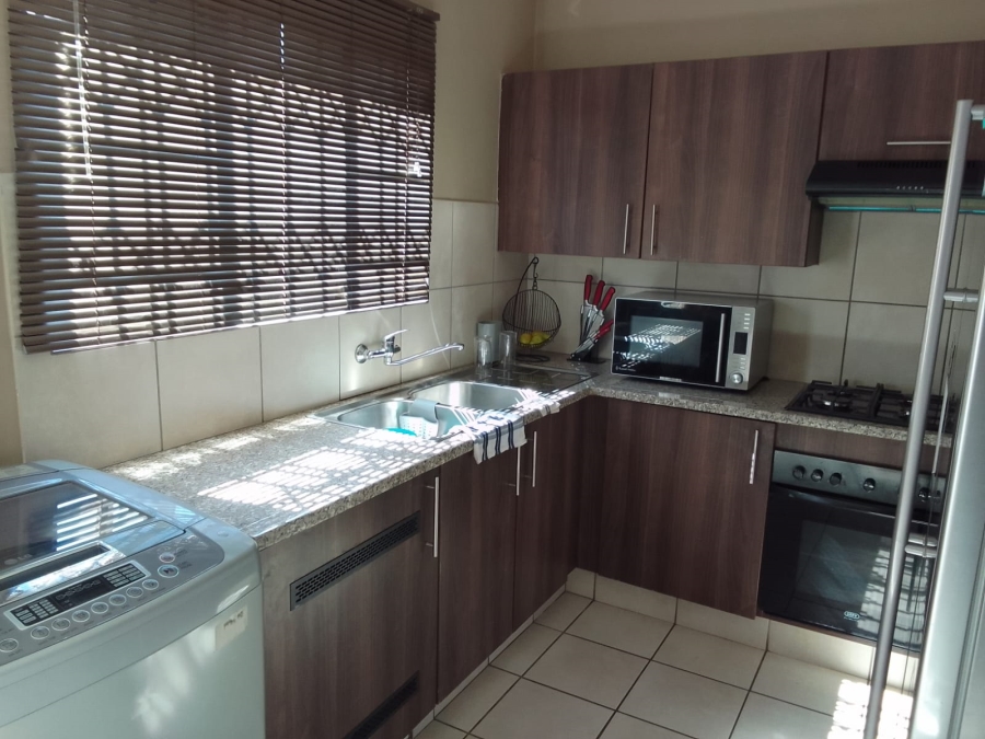 3 Bedroom Property for Sale in Annlin Gauteng