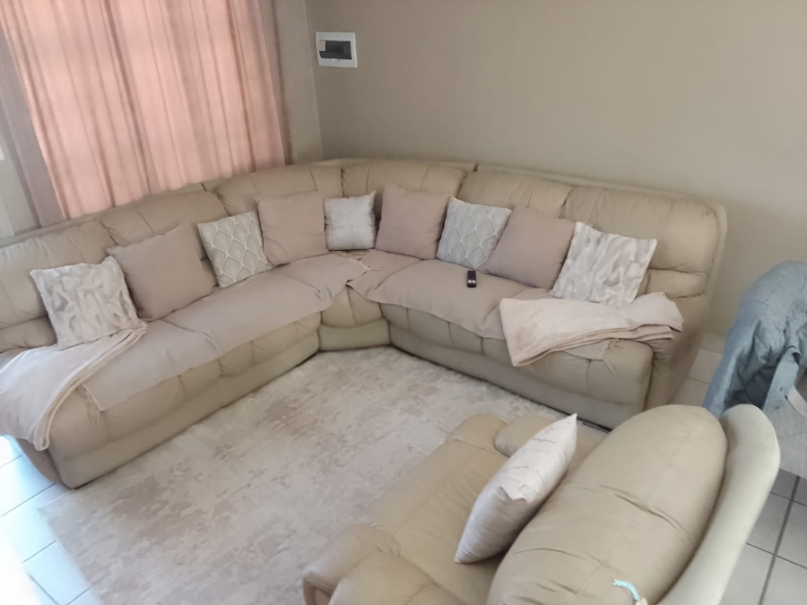 3 Bedroom Property for Sale in Annlin Gauteng