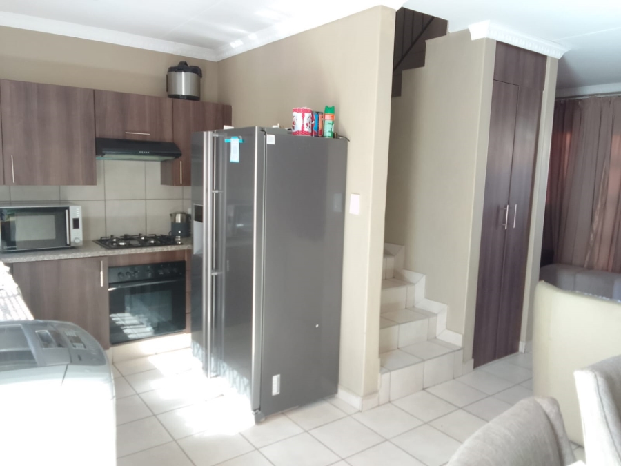 3 Bedroom Property for Sale in Annlin Gauteng