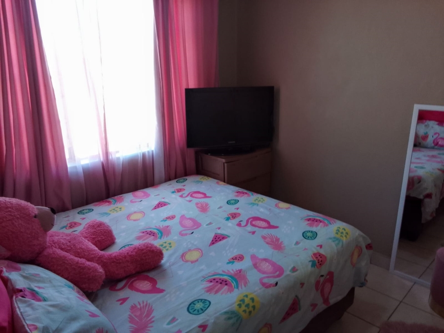 3 Bedroom Property for Sale in Annlin Gauteng