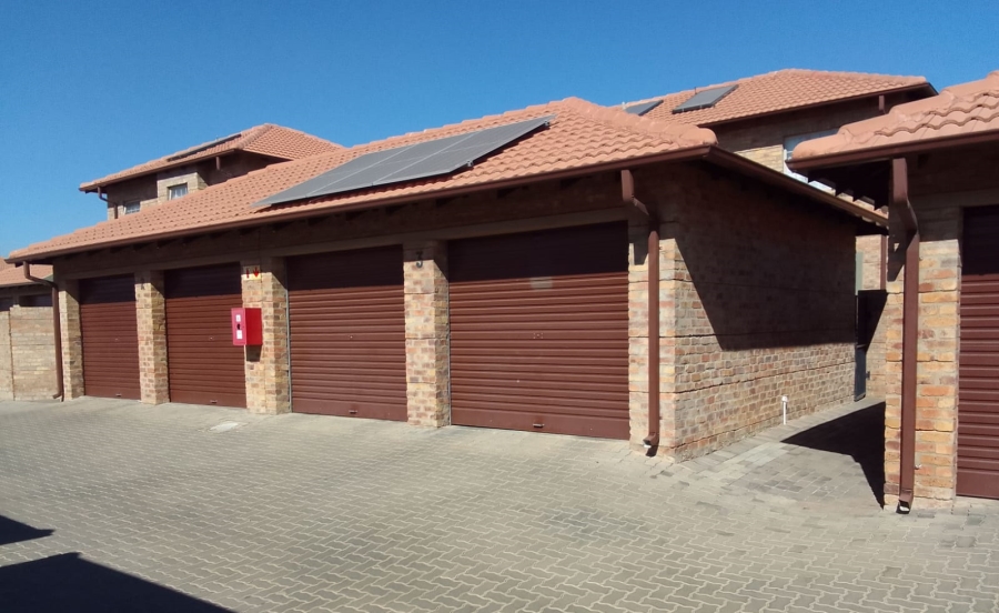 3 Bedroom Property for Sale in Annlin Gauteng