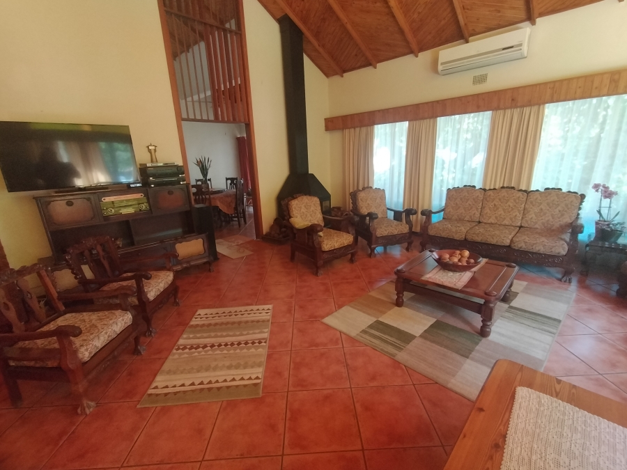 8 Bedroom Property for Sale in Pretoria North Gauteng