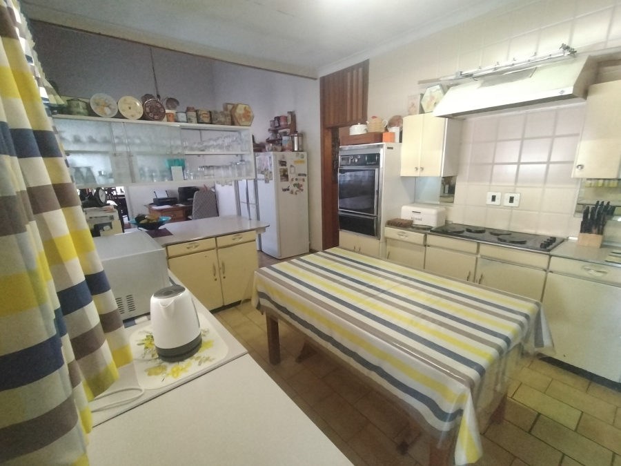 8 Bedroom Property for Sale in Pretoria North Gauteng