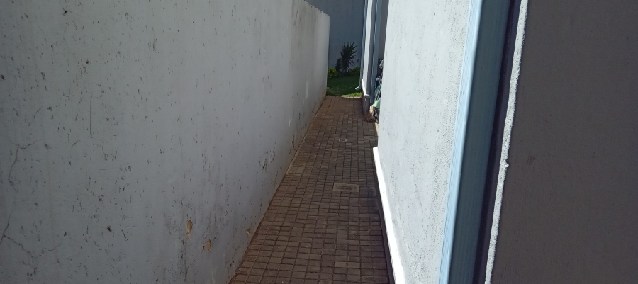 To Let 2 Bedroom Property for Rent in Morningside Gauteng