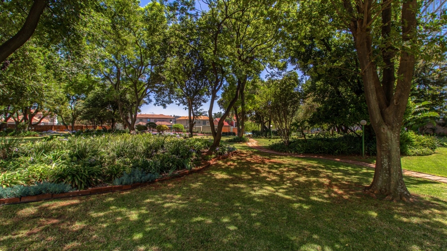 2 Bedroom Property for Sale in Bedfordview Gauteng