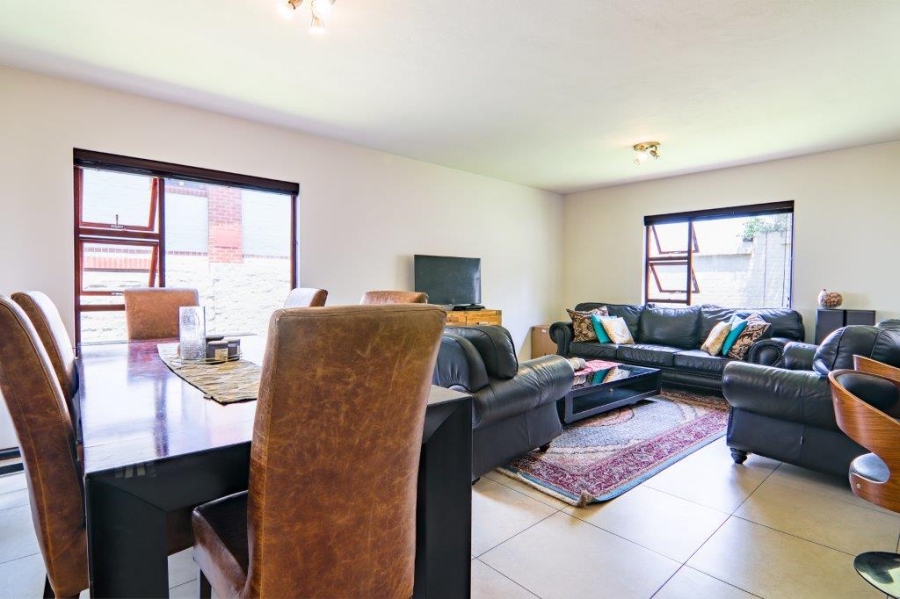3 Bedroom Property for Sale in Candlewoods Country Estate Gauteng
