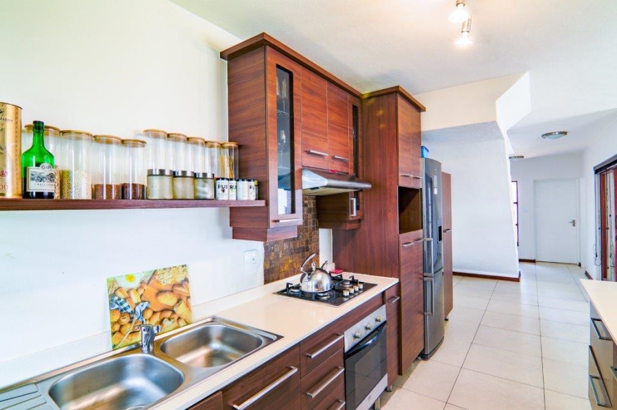 3 Bedroom Property for Sale in Candlewoods Country Estate Gauteng