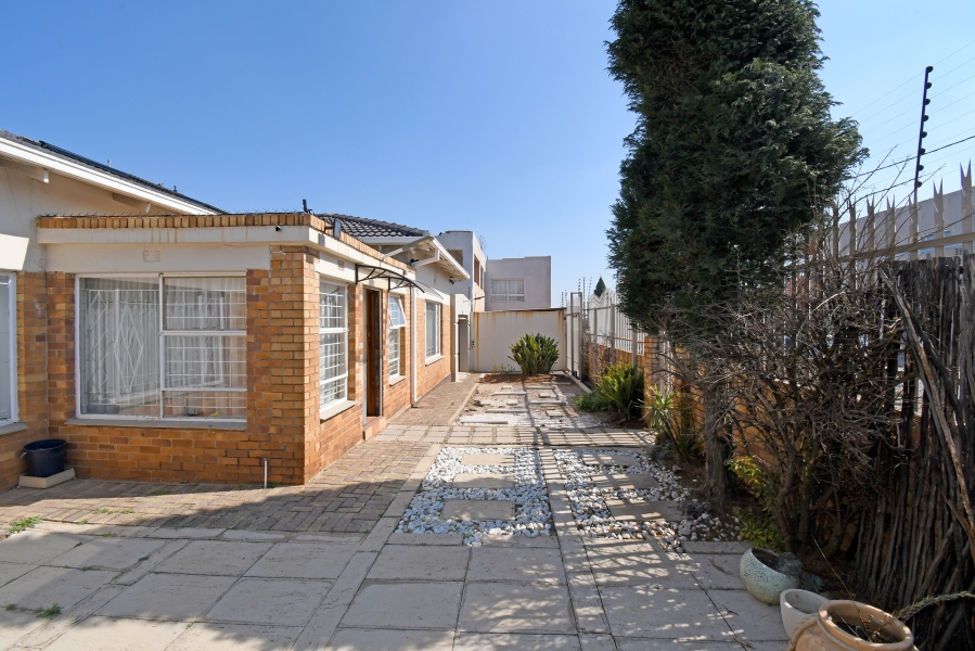 3 Bedroom Property for Sale in Crosby Gauteng