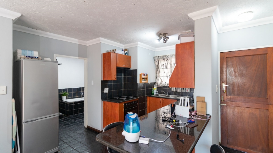 1 Bedroom Property for Sale in Noordwyk Gauteng
