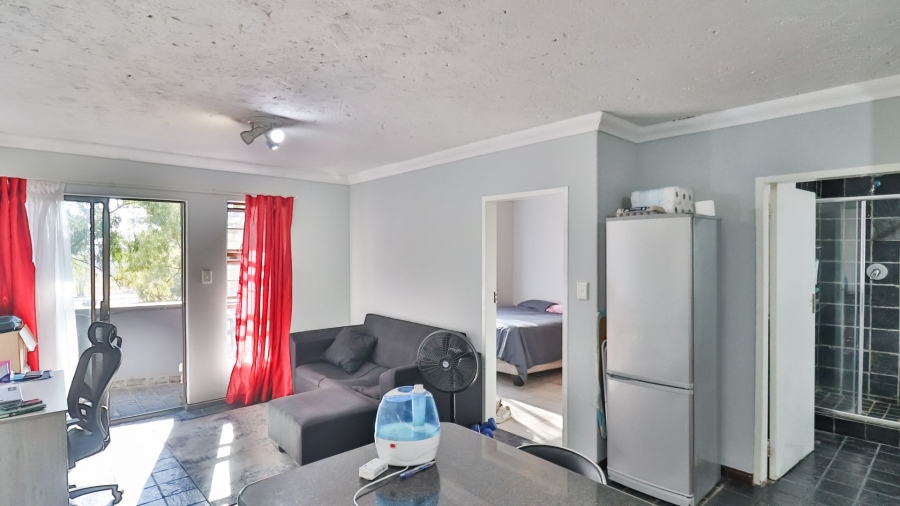1 Bedroom Property for Sale in Noordwyk Gauteng