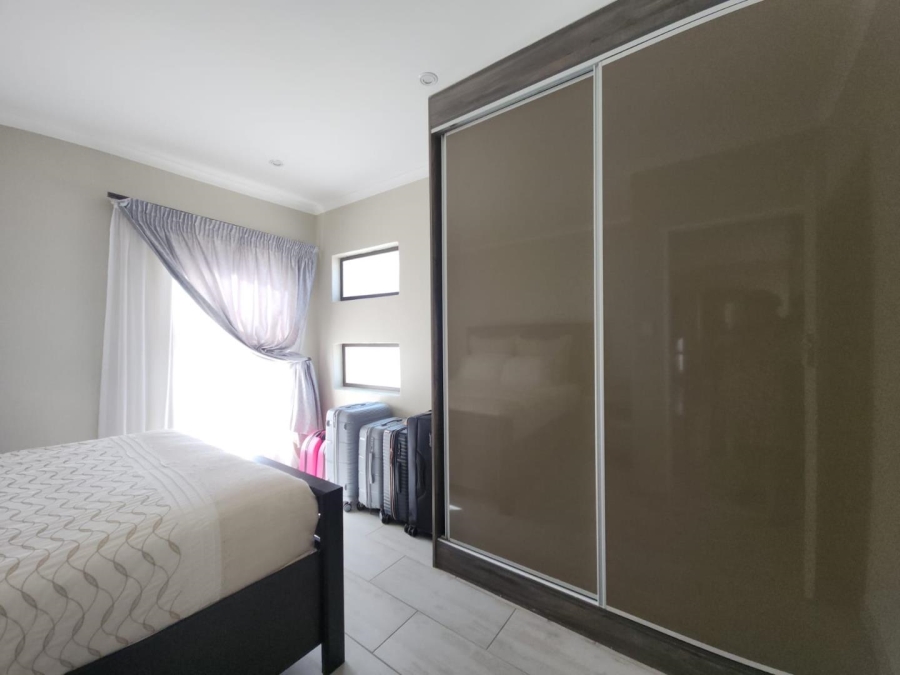 4 Bedroom Property for Sale in Wildtuinpark Gauteng