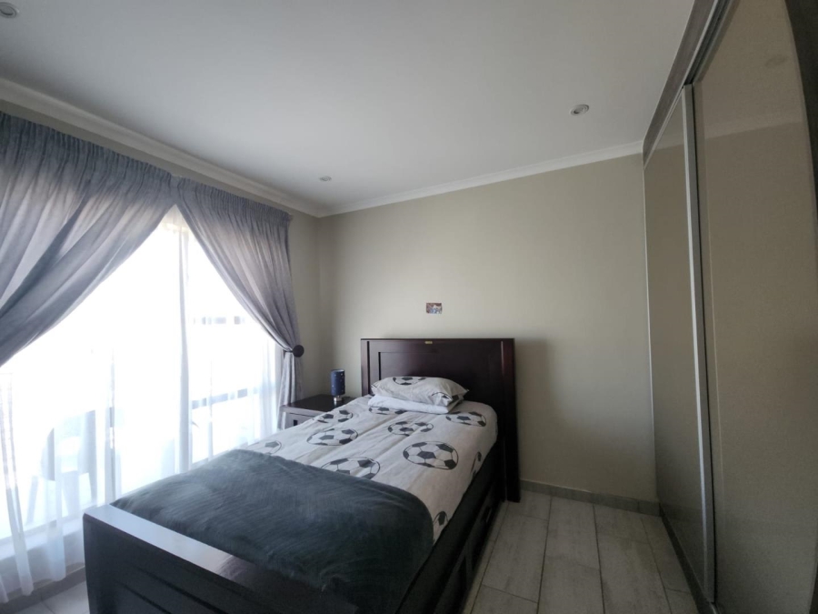 4 Bedroom Property for Sale in Wildtuinpark Gauteng