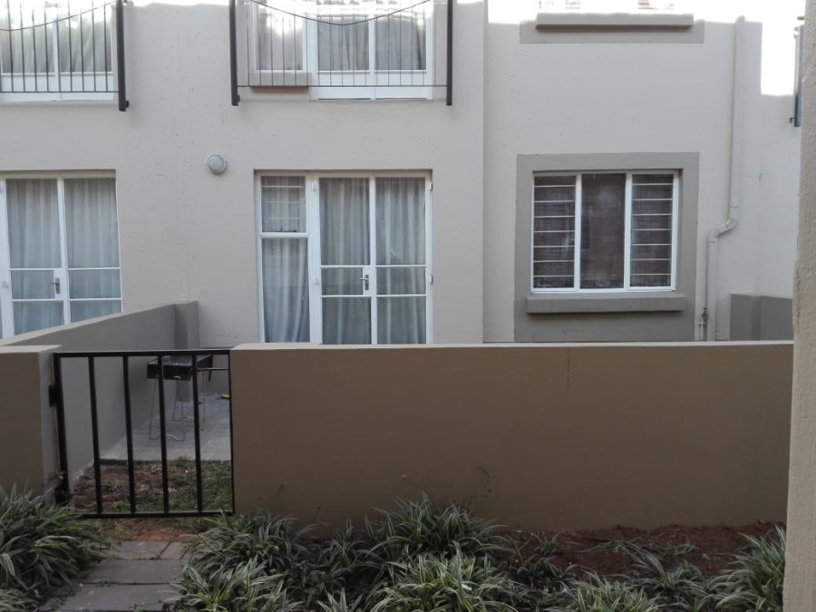 1 Bedroom Property for Sale in Klippoortje Gauteng