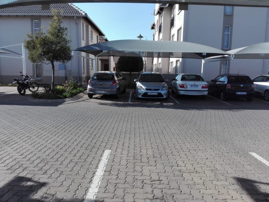 1 Bedroom Property for Sale in Klippoortje Gauteng