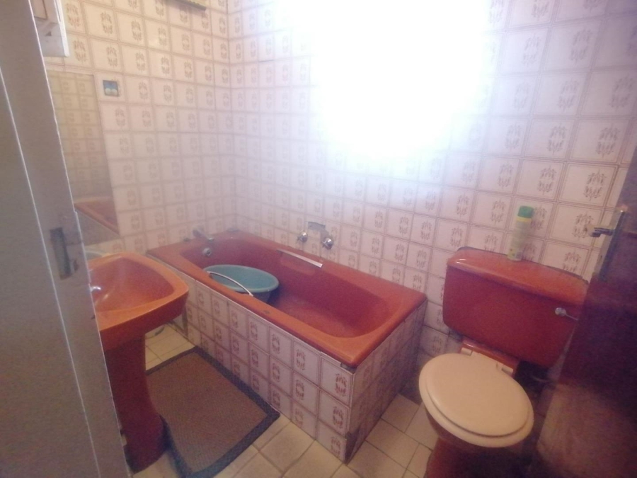 3 Bedroom Property for Sale in Molapo Gauteng