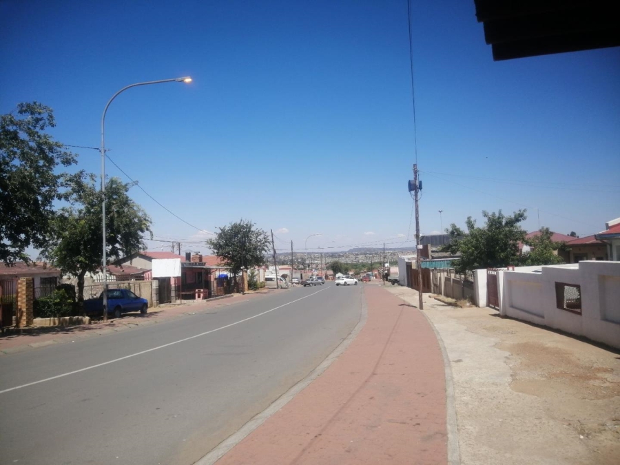 3 Bedroom Property for Sale in Molapo Gauteng