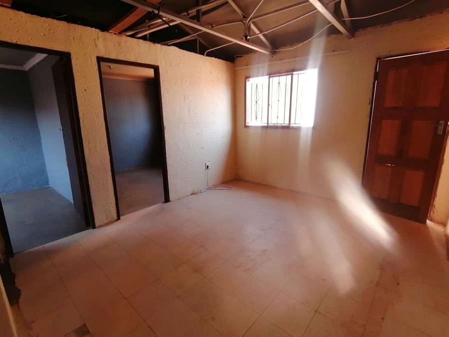 2 Bedroom Property for Sale in Rietvallei Gauteng